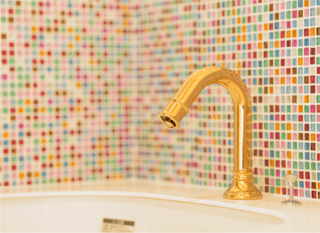 壁面の装飾:手洗い場