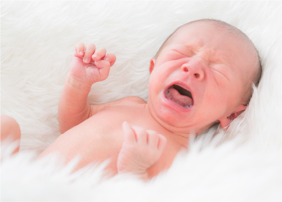 生まれたての赤ちゃん イメージ